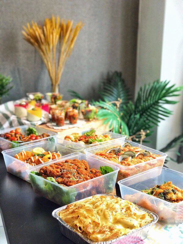 idocatering catering food in transparent  container lunchbox