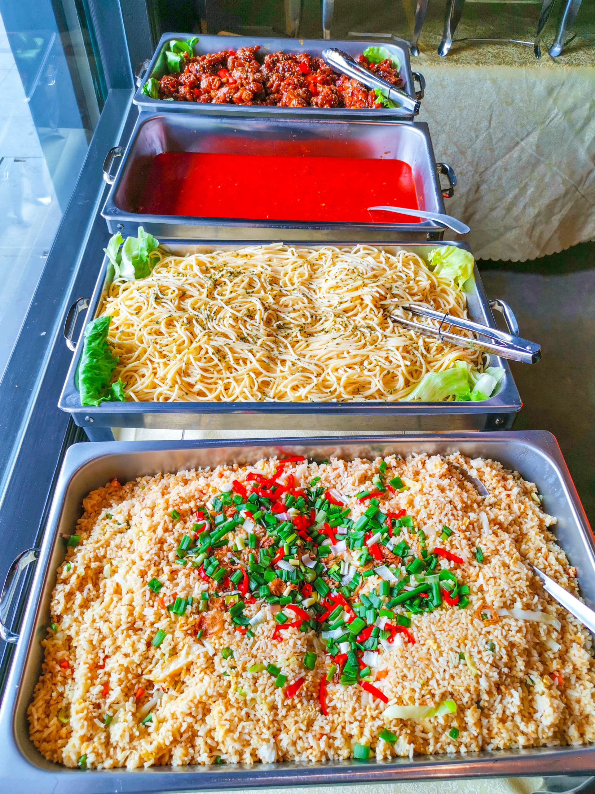idocatering fried rice paste food served in silver tray catering service